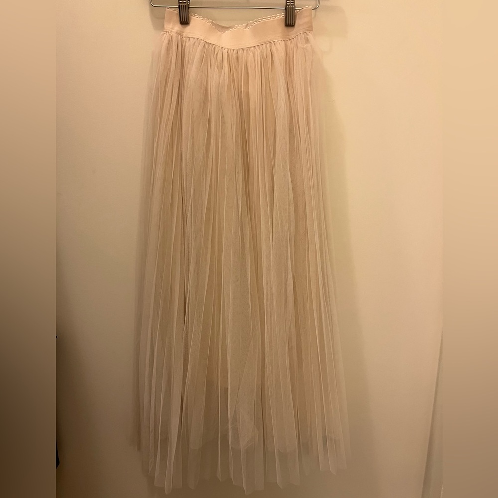 Tulle skirt